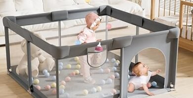 Spacious and secure, this large baby playard offers a safe play area for toddlers to explore, crawl, and play comfortably indoors.